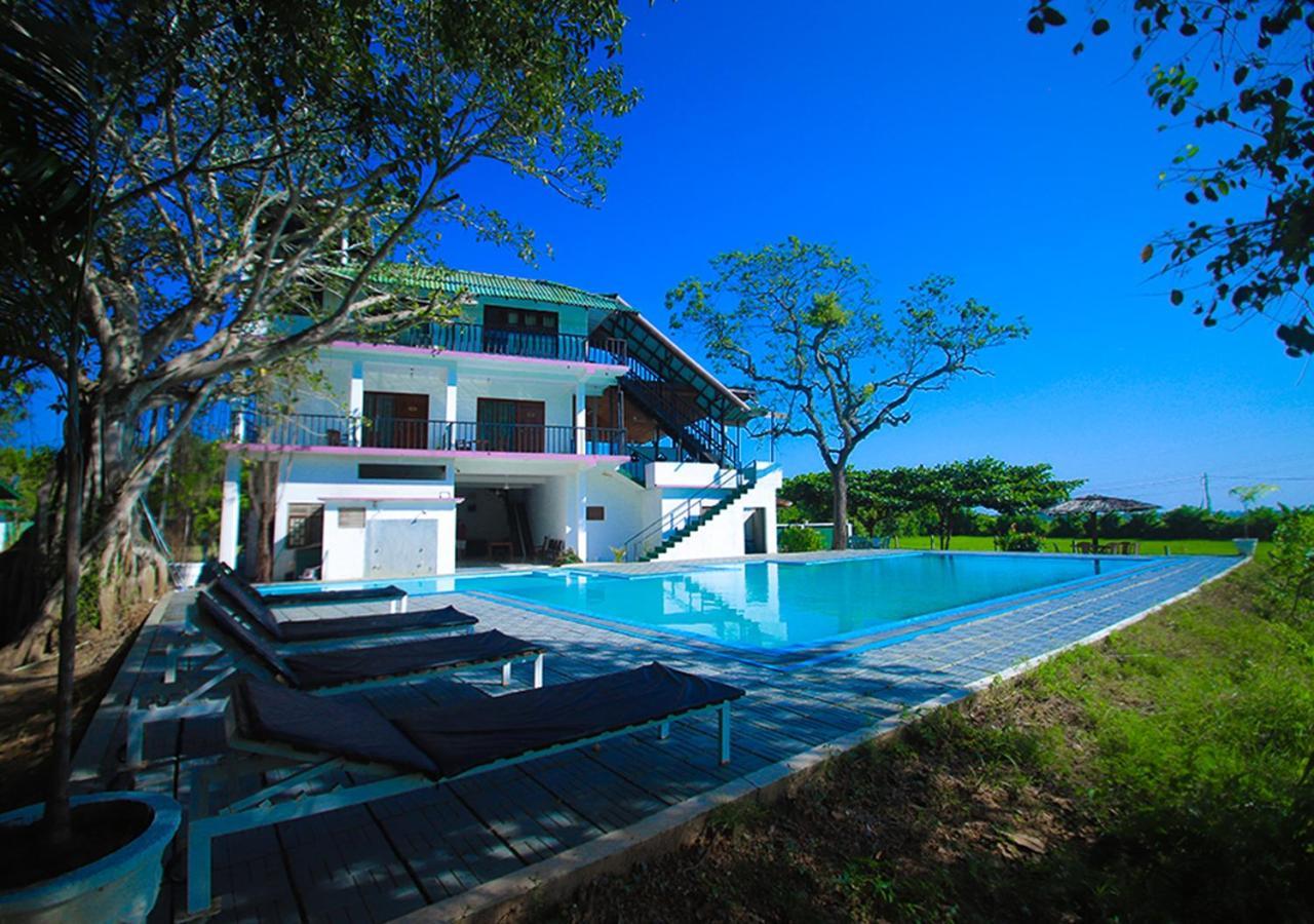 Birdsong Leisure Resort Tissamaharama Ngoại thất bức ảnh