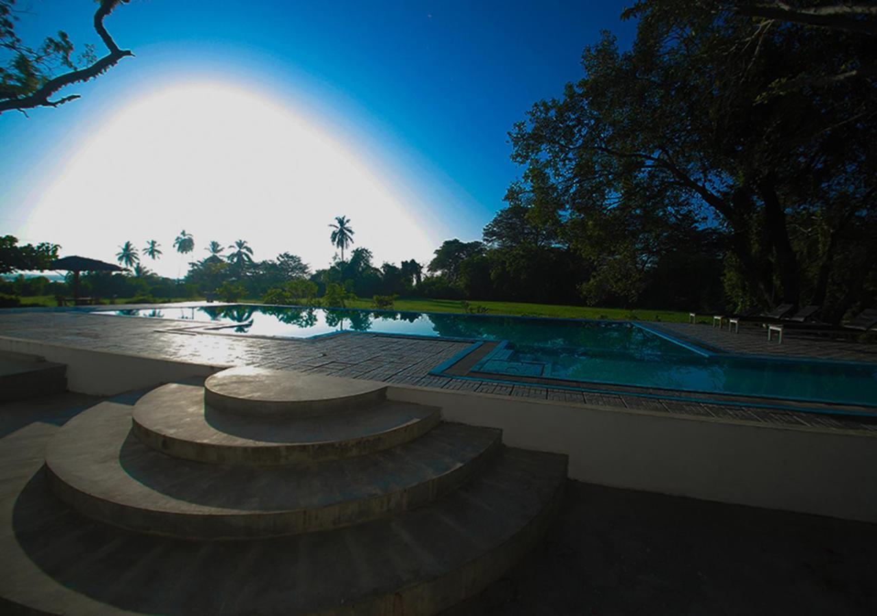 Birdsong Leisure Resort Tissamaharama Ngoại thất bức ảnh