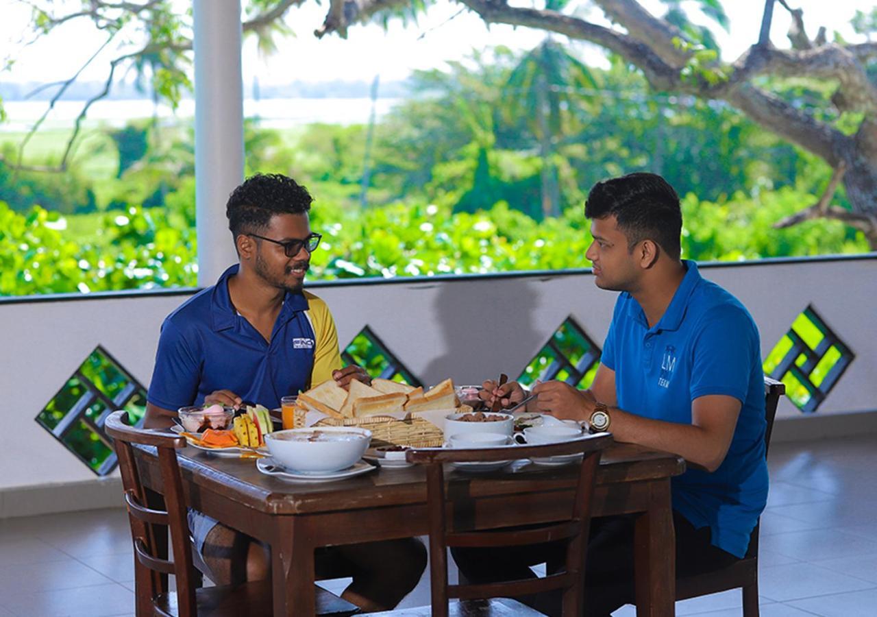 Birdsong Leisure Resort Tissamaharama Ngoại thất bức ảnh