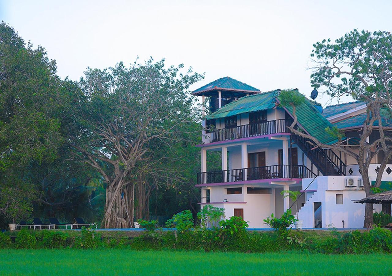 Birdsong Leisure Resort Tissamaharama Ngoại thất bức ảnh